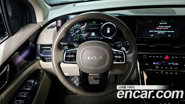 Kia Canival 2022 — photo 21