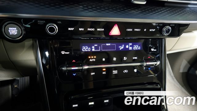 Kia Canival 2022 — photo 31