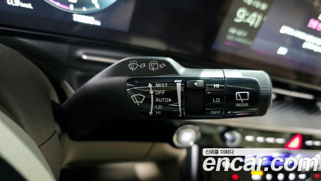 Kia Canival 2022 — photo 34