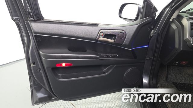 KG Mobility KORANDO 2014 — photo 14
