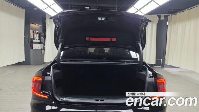 Volvo S90 2023 — photo 23