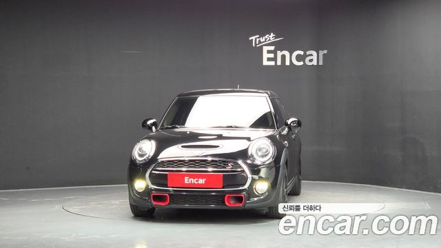 Mini Cooper 2019 — photo 3