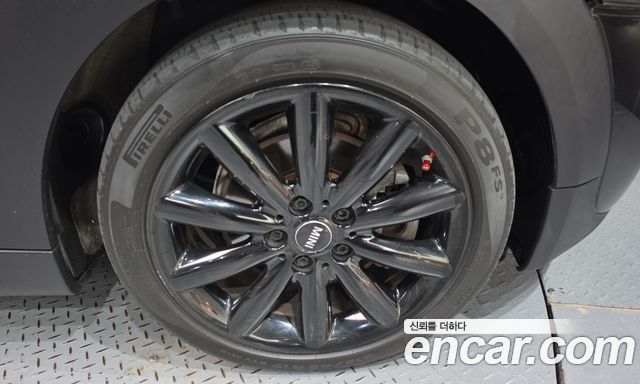 Mini Cooper 2019 — photo 7