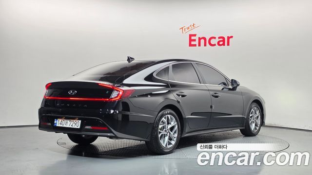 Hyundai Sonata 2023 — photo 2