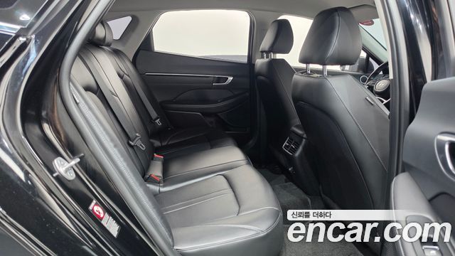Hyundai Sonata 2023 — photo 18