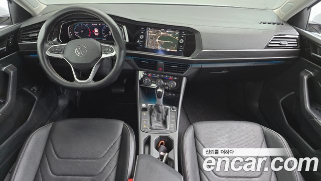 Volkswagen Jetta 2023 — photo 10