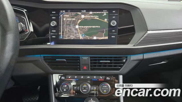 Volkswagen Jetta 2023 — photo 18