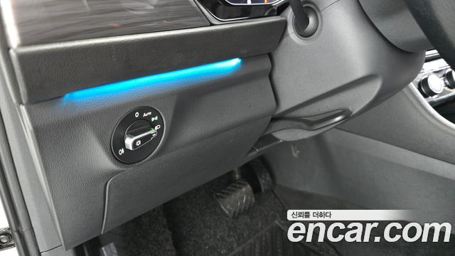 Volkswagen Jetta 2023 — photo 22