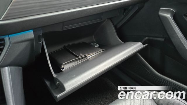 Volkswagen Jetta 2023 — photo 29