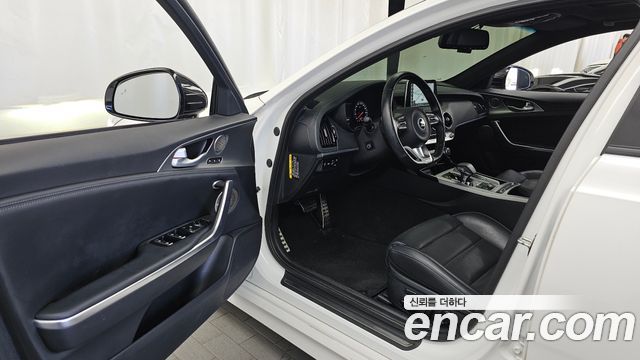 Kia Stinger 2020 — photo 10