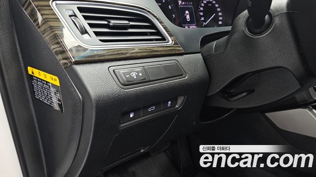 Hyundai Sonata 2016 — photo 18