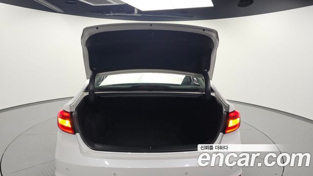 Hyundai Sonata 2016 — photo 20
