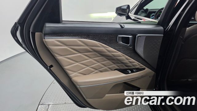 Kia K8 2023 — photo 15
