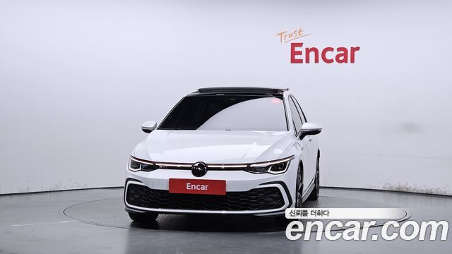 Volkswagen Golf 2024 — photo 3