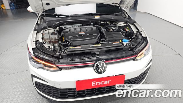 Volkswagen Golf 2024 — photo 6