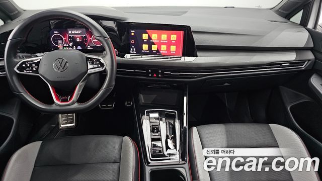 Volkswagen Golf 2024 — photo 10