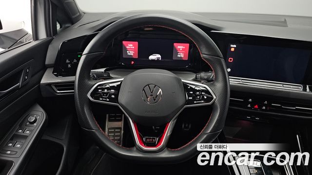 Volkswagen Golf 2024 — photo 20