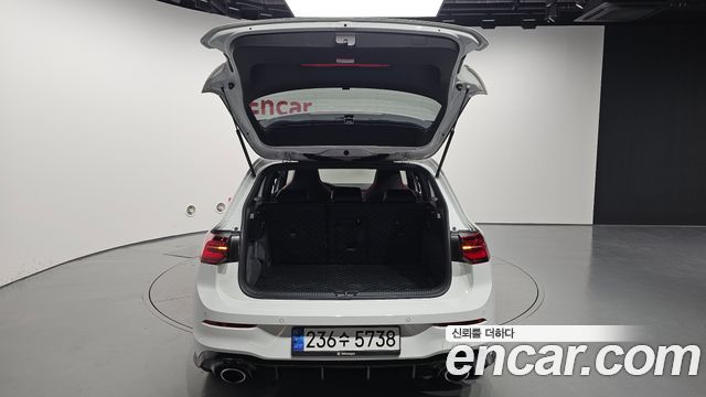 Volkswagen Golf 2024 — photo 26