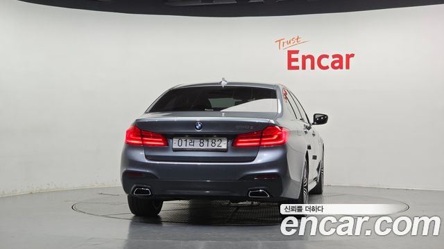 BMW 5-Series 2017 — photo 4