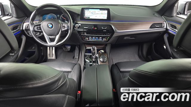 BMW 5-Series 2017 — photo 7