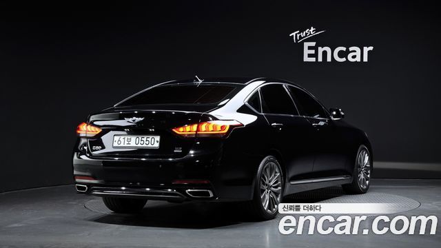 Genesis G80 2017 — photo 2