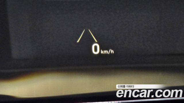 Genesis G80 2017 — photo 18