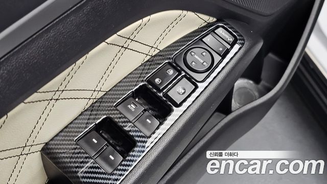 Hyundai AVANTE 2016 — photo 28
