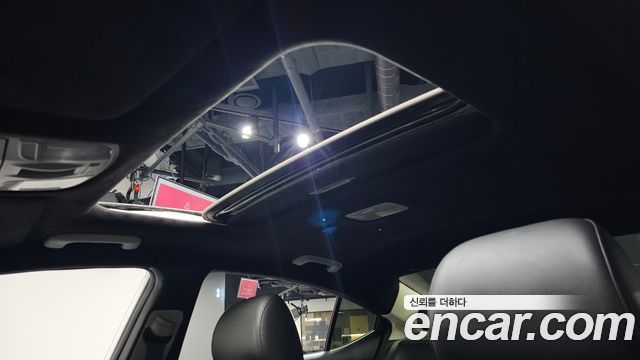 Hyundai AVANTE 2016 — photo 31