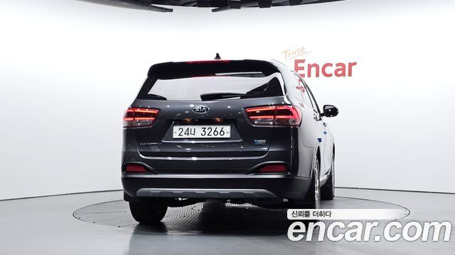 Kia Sorento 2015 — photo 4