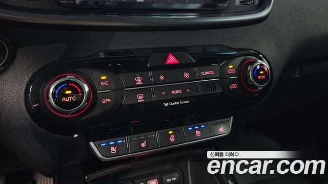 Kia Sorento 2015 — photo 23