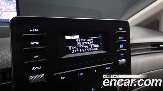 Hyundai Staria 2025 — photo 22