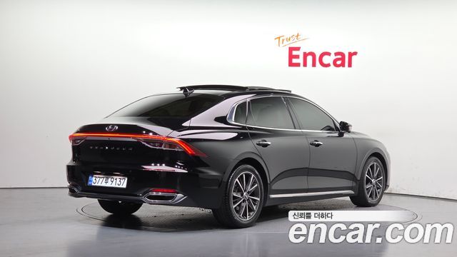 Hyundai Grandeur 2023 — photo 2