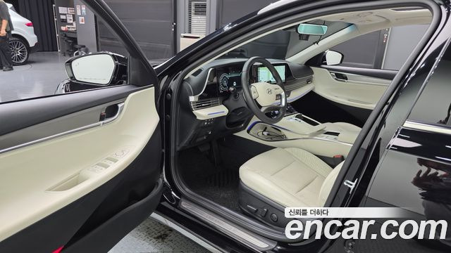Hyundai Grandeur 2023 — photo 13
