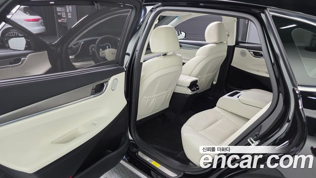 Hyundai Grandeur 2023 — photo 17