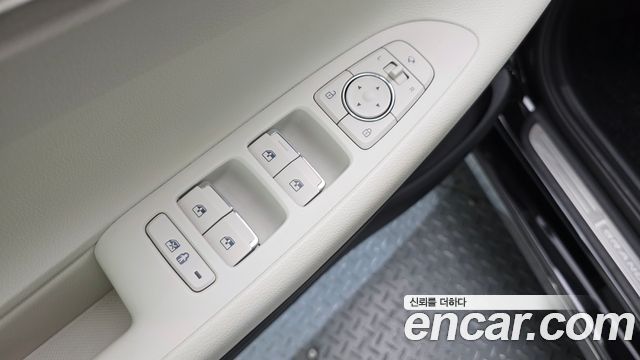 Hyundai Grandeur 2023 — photo 19