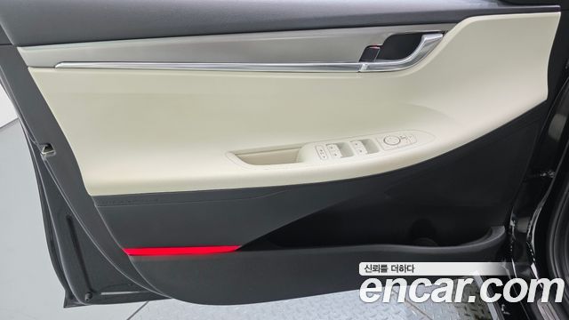 Hyundai Grandeur 2023 — photo 14