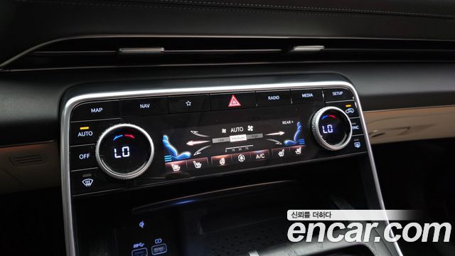 Genesis GV80 2022 — photo 19
