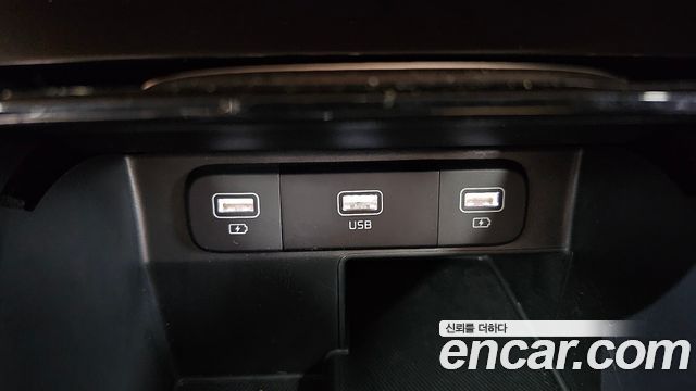 Kia Sorento 2021 — photo 27