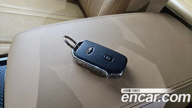 Kia Sorento 2021 — photo 36