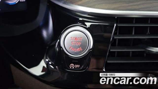 BMW 5-Series 2020 — photo 26