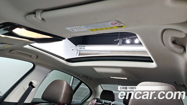 BMW 5-Series 2020 — photo 34