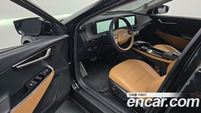 Kia EV6 2023 — photo 13