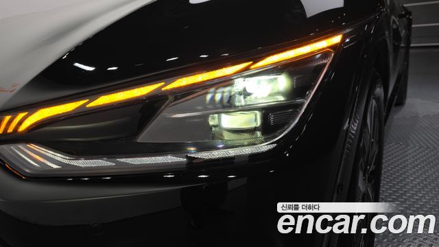 Kia EV6 2023 — photo 8