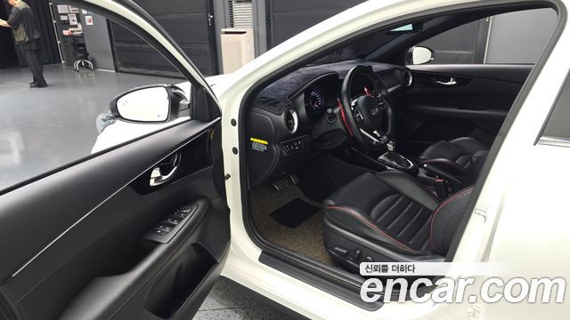 Kia K3 2020 — photo 13