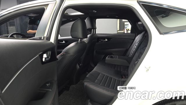 Kia K3 2020 — photo 17
