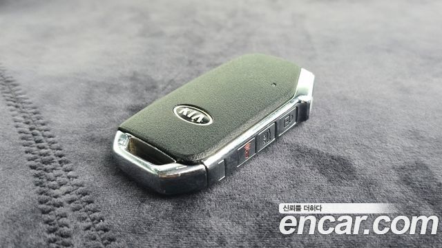 Kia K3 2020 — photo 23