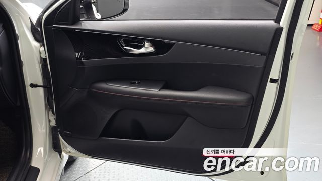 Kia K3 2020 — photo 15