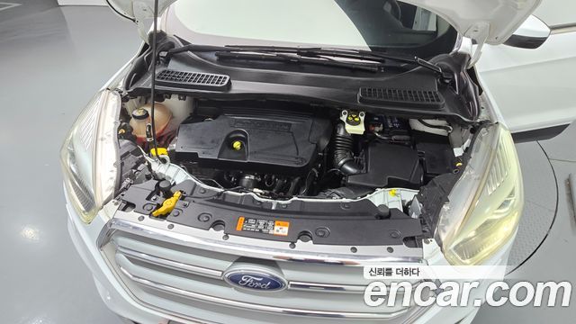 Ford Kuga 2017 — photo 6