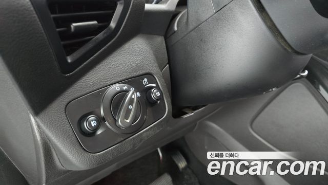 Ford Kuga 2017 — photo 18