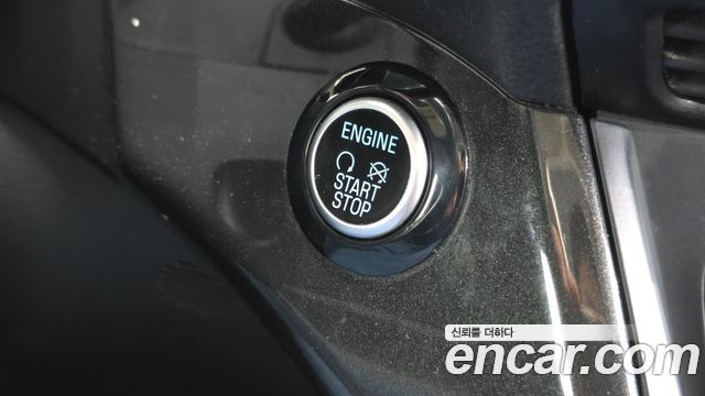 Ford Kuga 2017 — photo 19